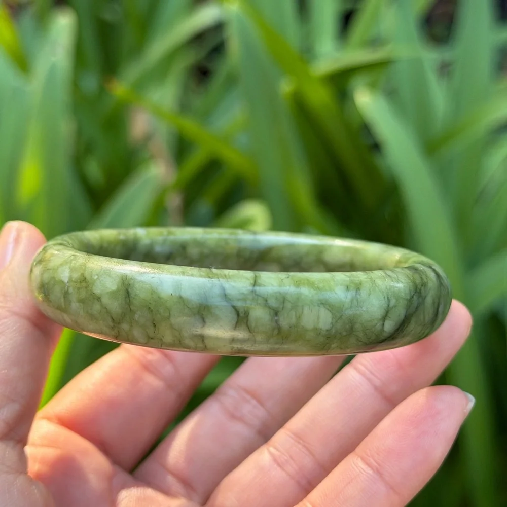 63mm inner diameter‎ green xiuyu jade bangle 0631